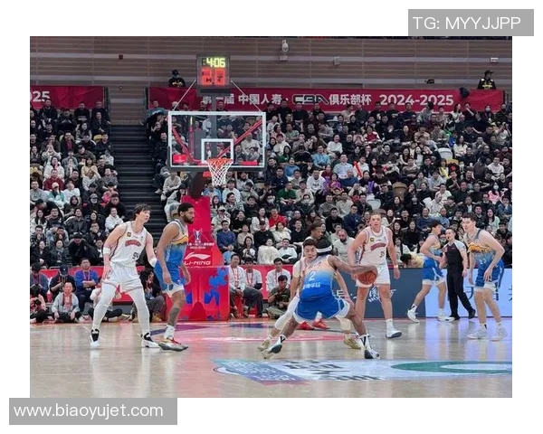 西安篮球队的节奏揭秘:激情与技巧交织的赛场故事 西安篮球队的节奏揭秘:激情与技巧交织的赛场故事