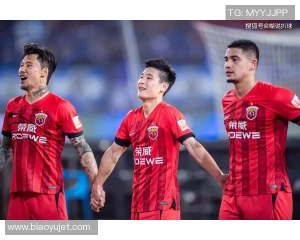 中国足球明星武磊的成长历程与成就探讨